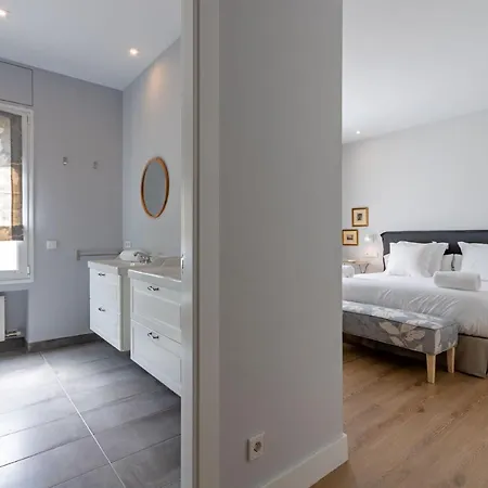 Apartment Plaza De Espana Deluxe By Valcambre *