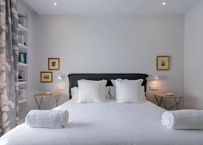 Plaza De Espana Deluxe By Valcambre Appartement