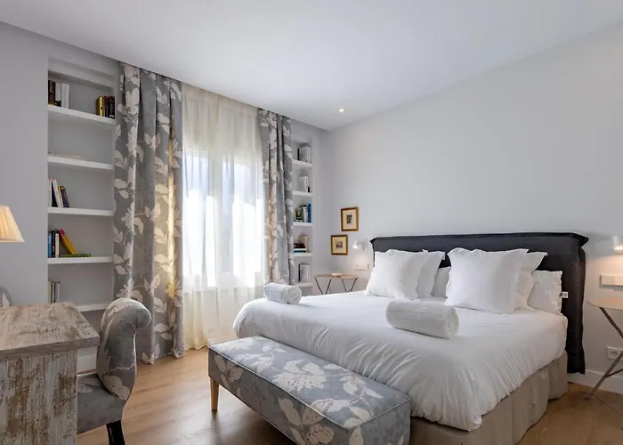 Appartement Plaza De Espana Deluxe By Valcambre *